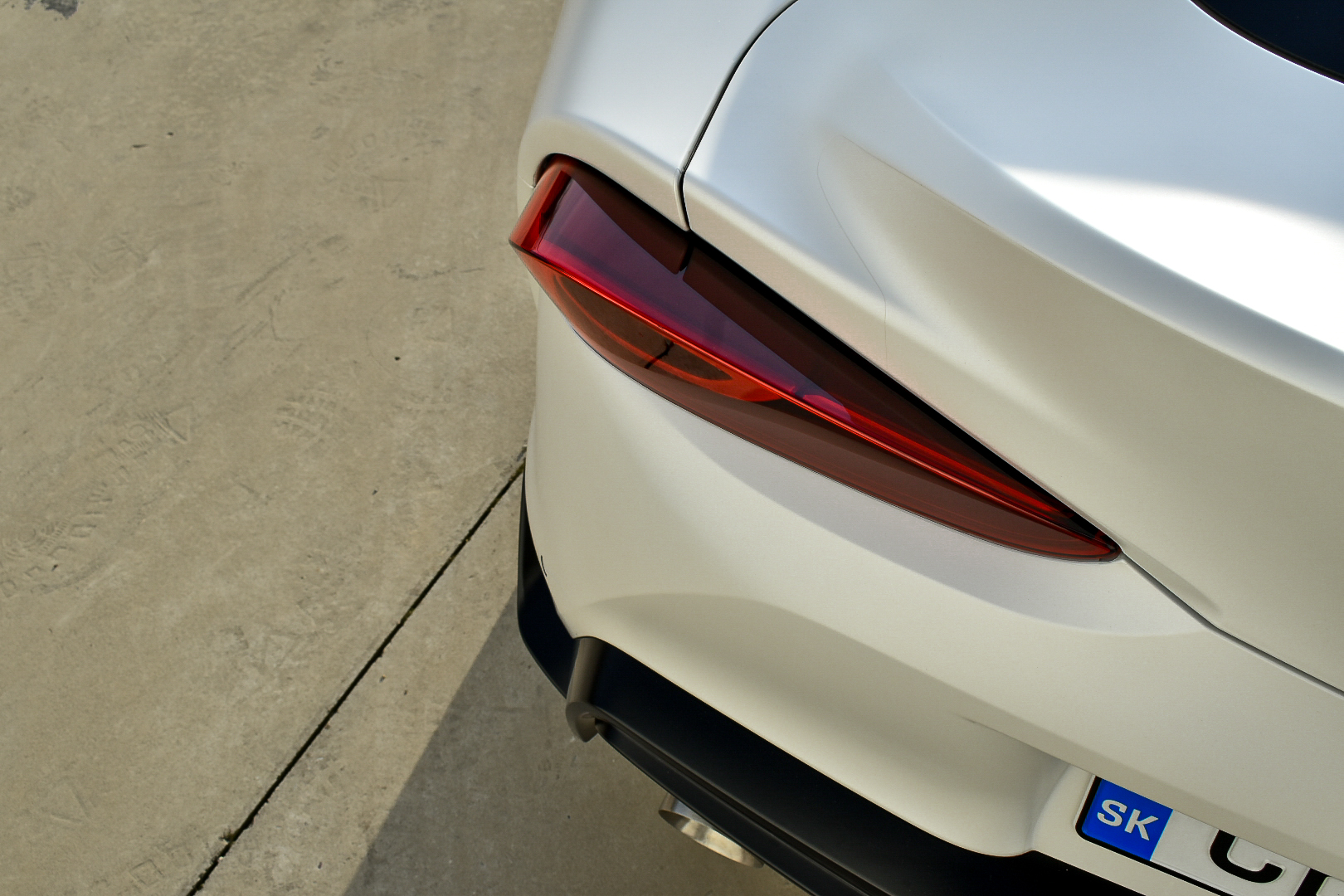 čistenie výfukových koncoviek